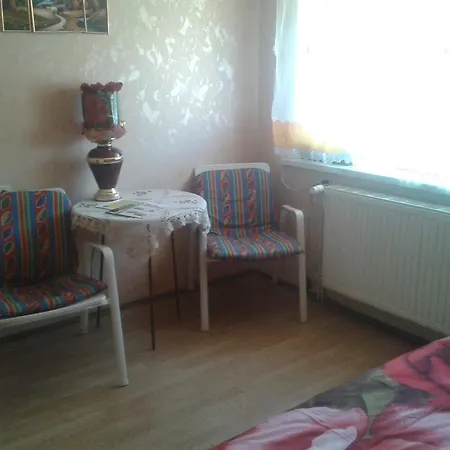 Dom Pod Roza منزل للإقامة