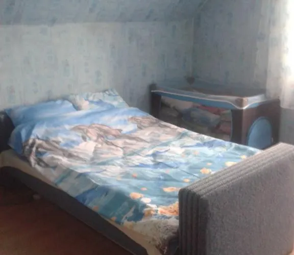 Dom Pod Roza * Лесьна